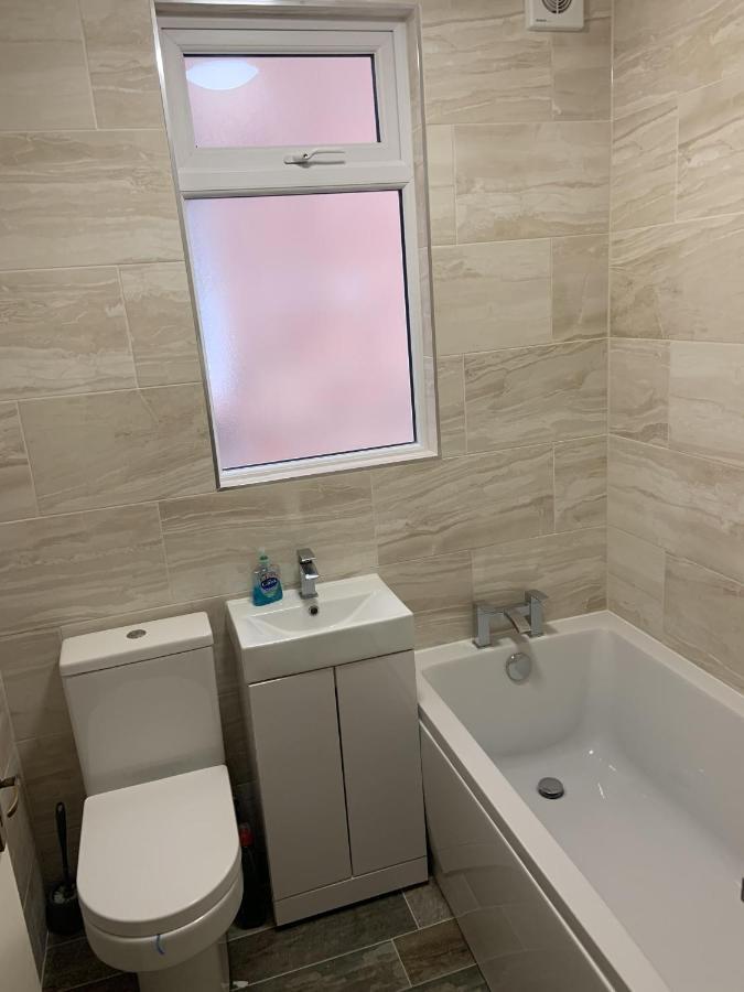 Entire Seaside Home, Sleeps 8, All En-Suite Rooms 뉴 브라이턴 외부 사진